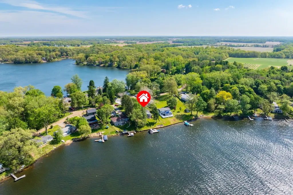 12579 Crystal Lake Drive Somerset Township MI 49233