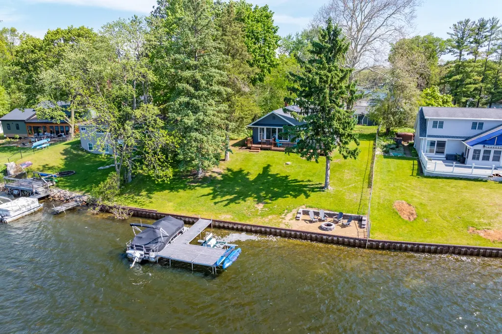 12579 Crystal Lake Drive Somerset Township MI 49233