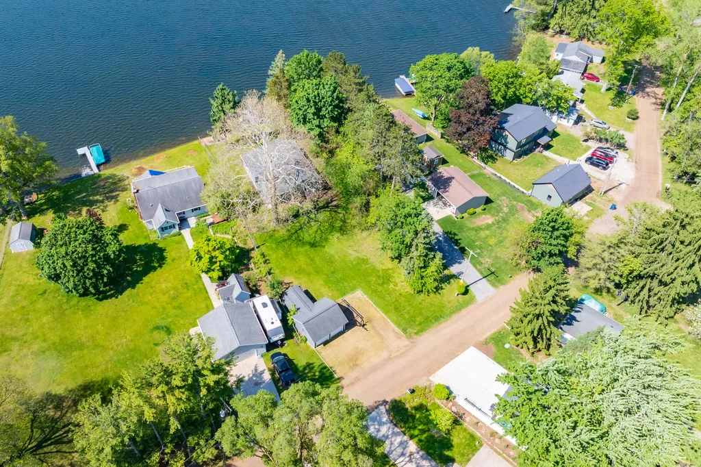 12579 Crystal Lake Drive Somerset Township MI 49233