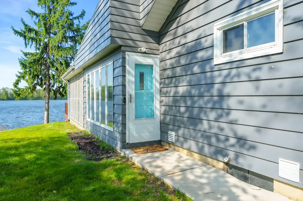 12579 Crystal Lake Drive Somerset Township MI 49233