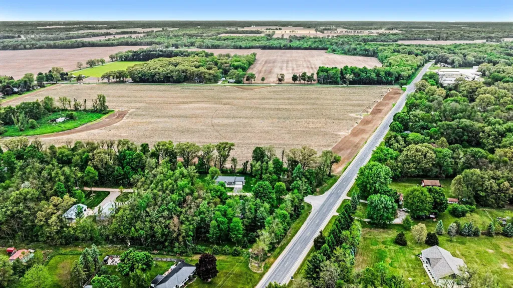 20282 Groveland Avenue Park Township MI 49093