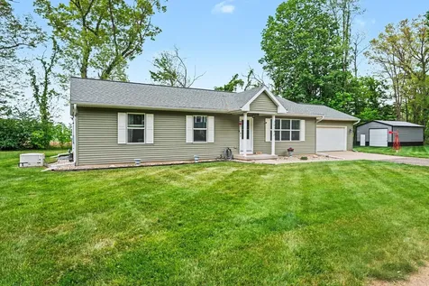 20282 Groveland Avenue Park Township MI 49093