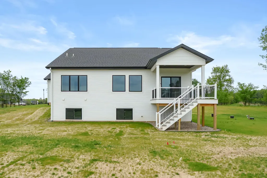 5695 Elmgrove Avenue Richland Township MI 49083