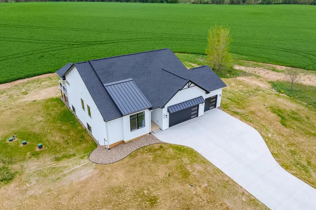 5695 Elmgrove Avenue Richland Township MI 49083