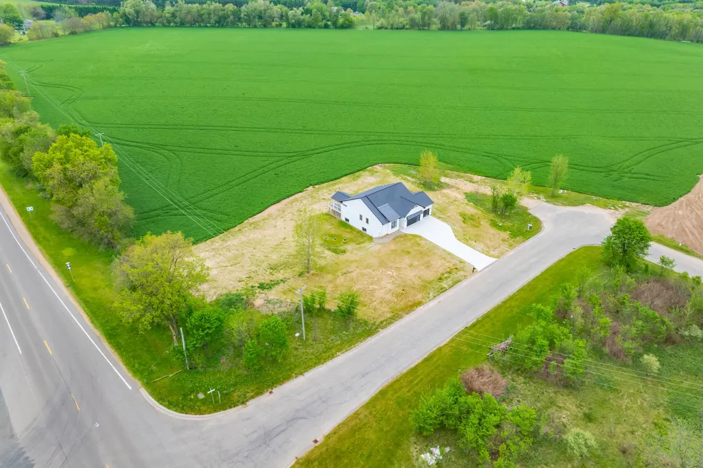 5695 Elmgrove Avenue Richland Township MI 49083