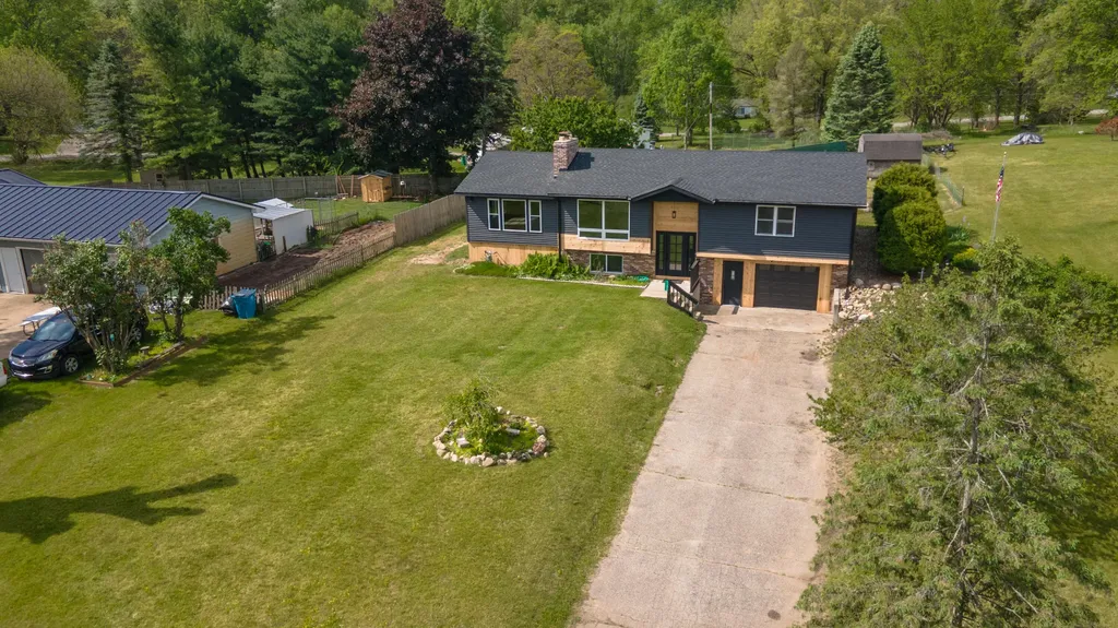 11300 Elizabeth Drive Fabius Township MI 49093