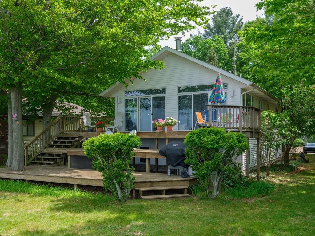 1192 Cherry Drive Casco Township MI 49090
