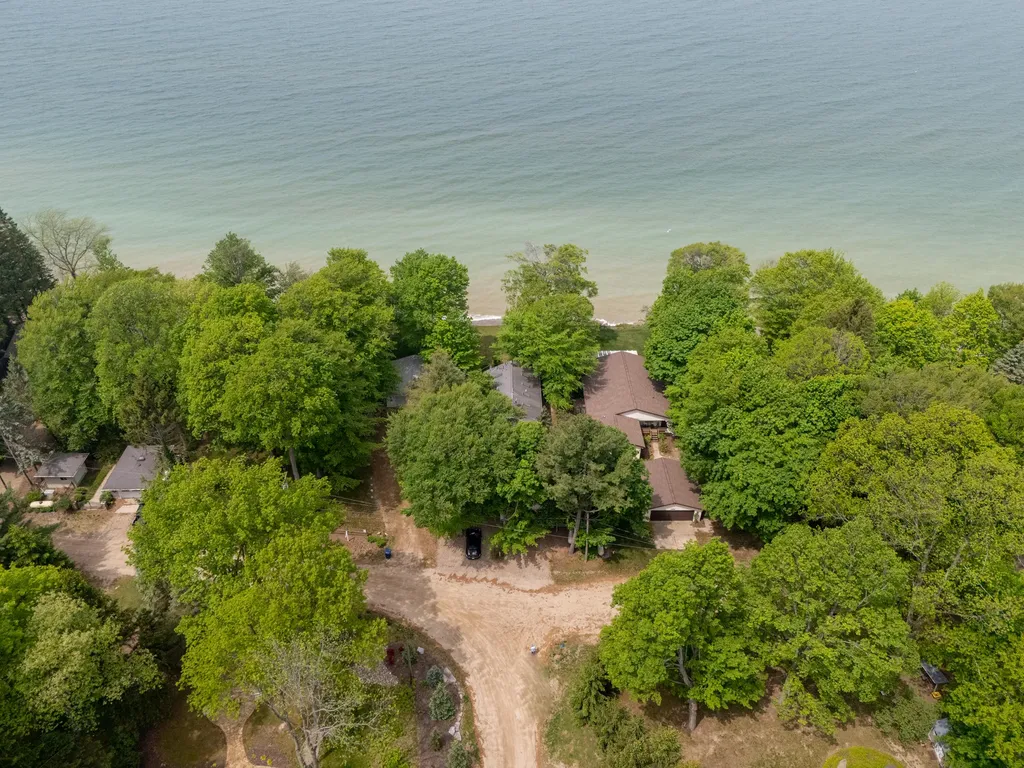 1192 Cherry Drive Casco Township MI 49090