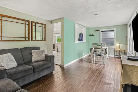 1585 Leeds Avenue Benton Charter Township MI 49022
