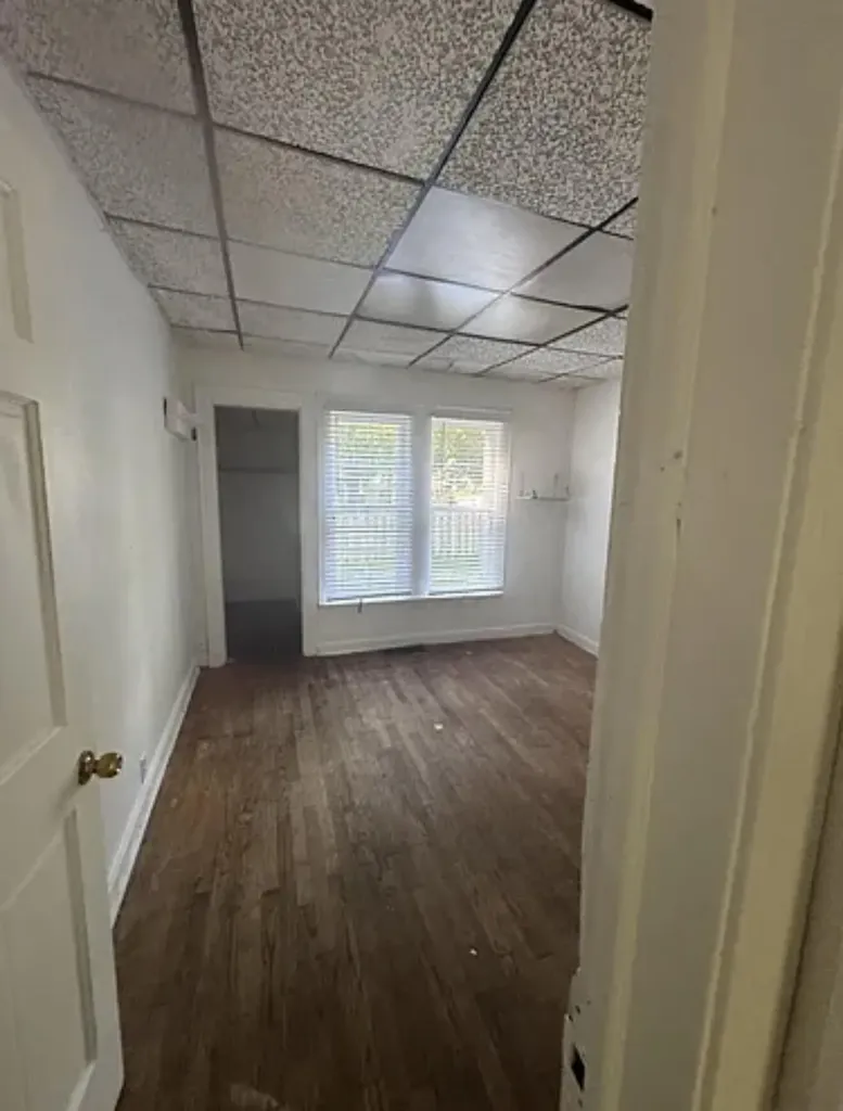 108 Hutchinson Street Kalamazoo City MI 49001