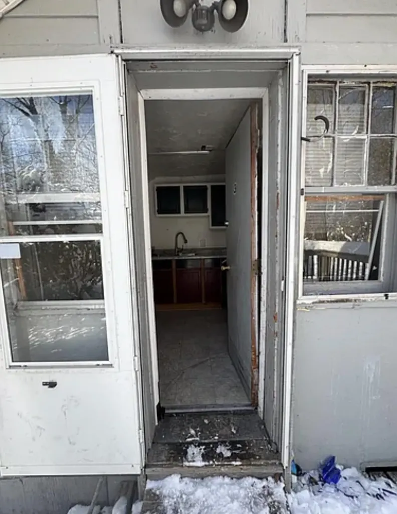 108 Hutchinson Street Kalamazoo City MI 49001