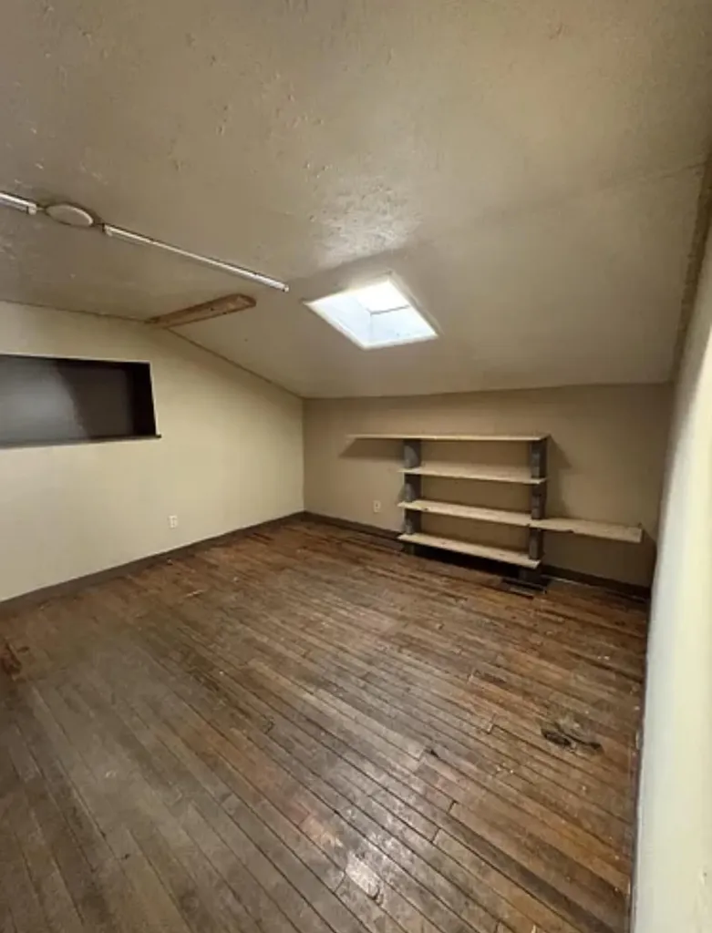 108 Hutchinson Street Kalamazoo City MI 49001