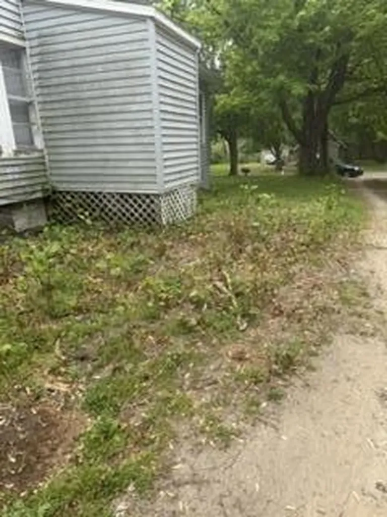 108 Hutchinson Street Kalamazoo City MI 49001