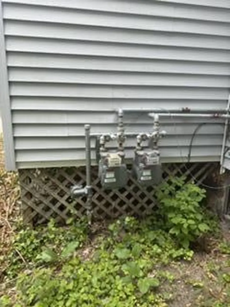 108 Hutchinson Street Kalamazoo City MI 49001