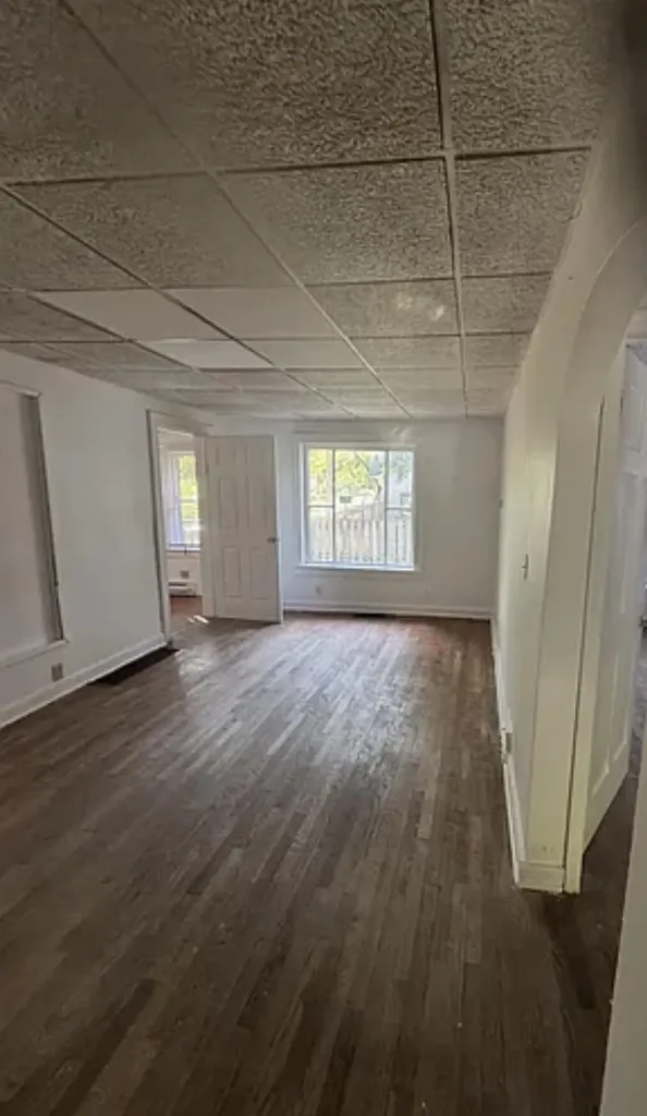 108 Hutchinson Street Kalamazoo City MI 49001