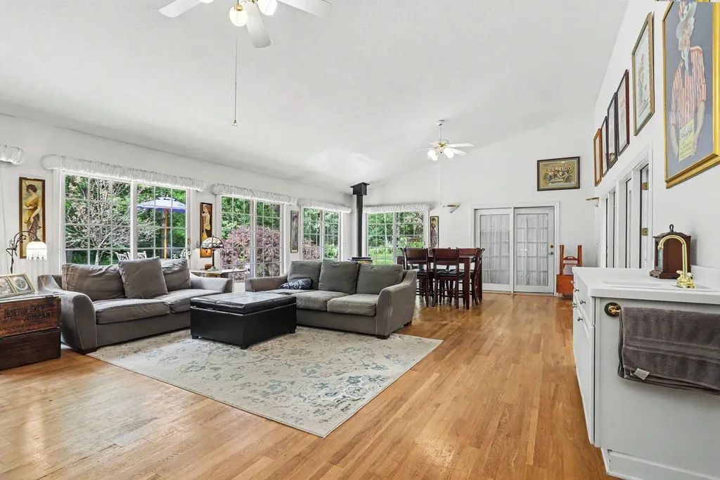 14761 Trillium Drive Ross Township MI 49012