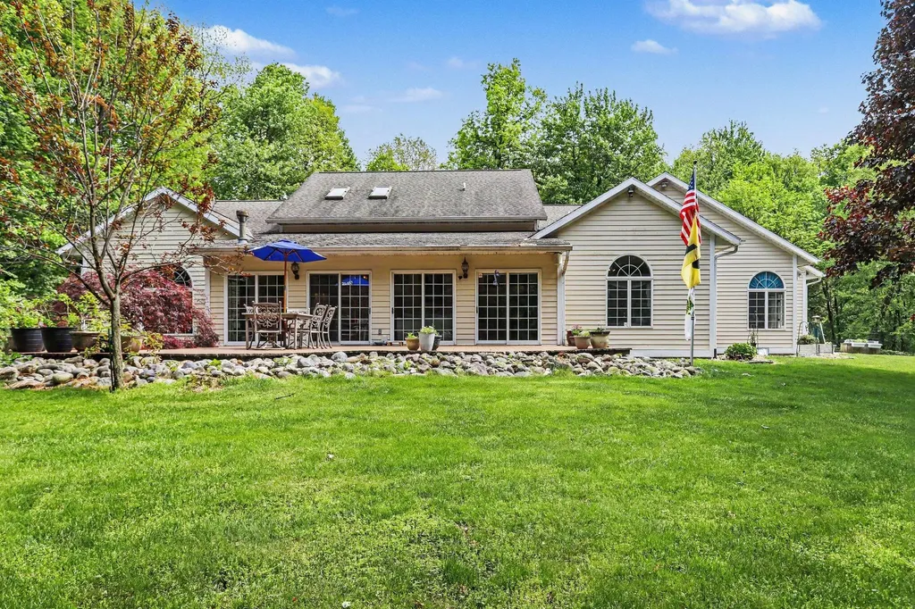 14761 Trillium Drive Ross Township MI 49012