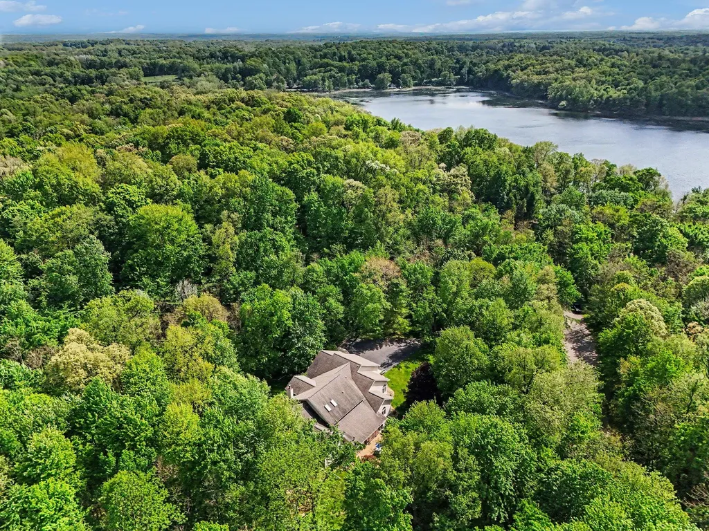 14761 Trillium Drive Ross Township MI 49012