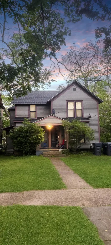 418-420 Elm Street Kalamazoo City MI 49007