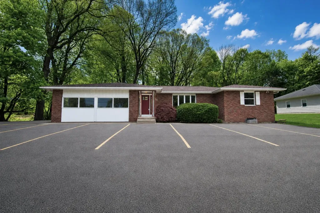 6281 Stadium Drive Oshtemo Charter Township MI 49009