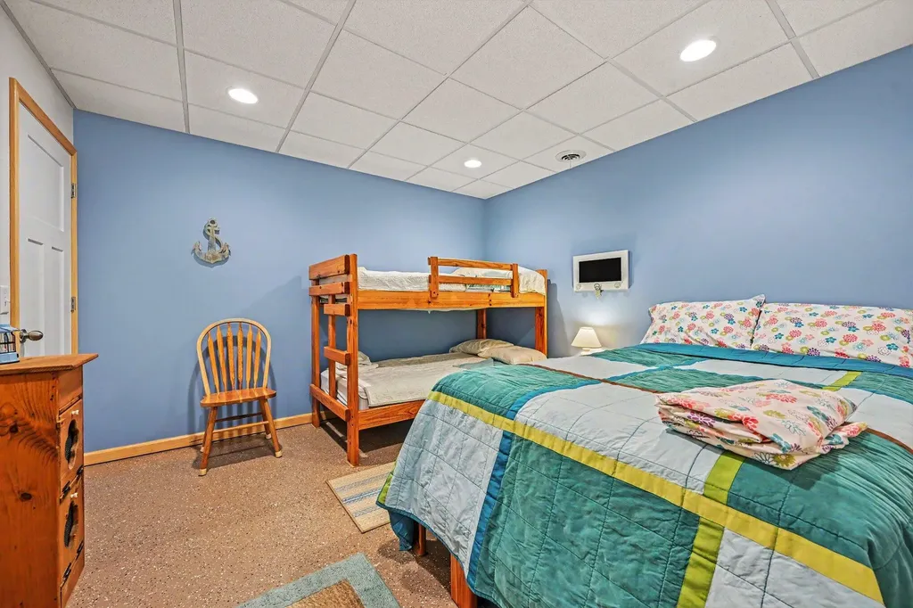 51509 Summit Street Paw Paw Township MI 49079