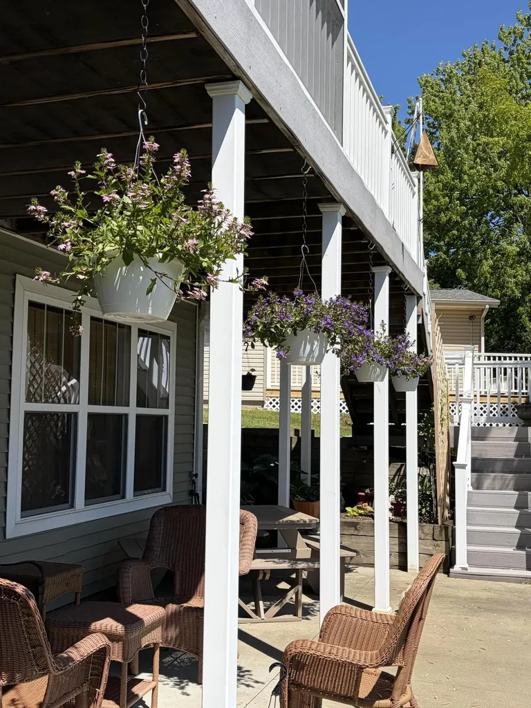 51509 Summit Street Paw Paw Township MI 49079