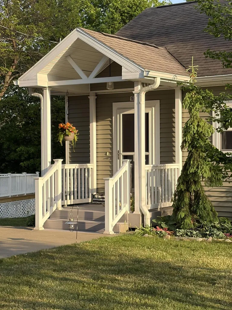 51509 Summit Street Paw Paw Township MI 49079