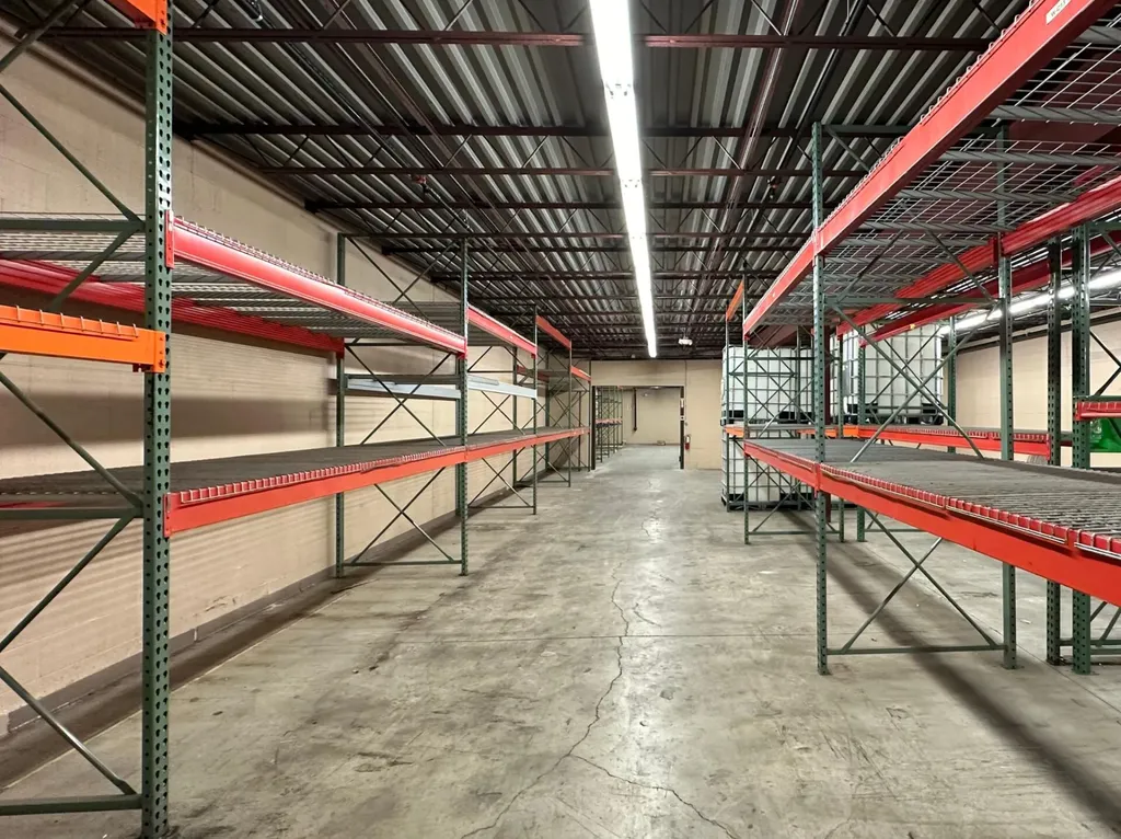 1206 E Crosstown Parkway Kalamazoo City MI 49001