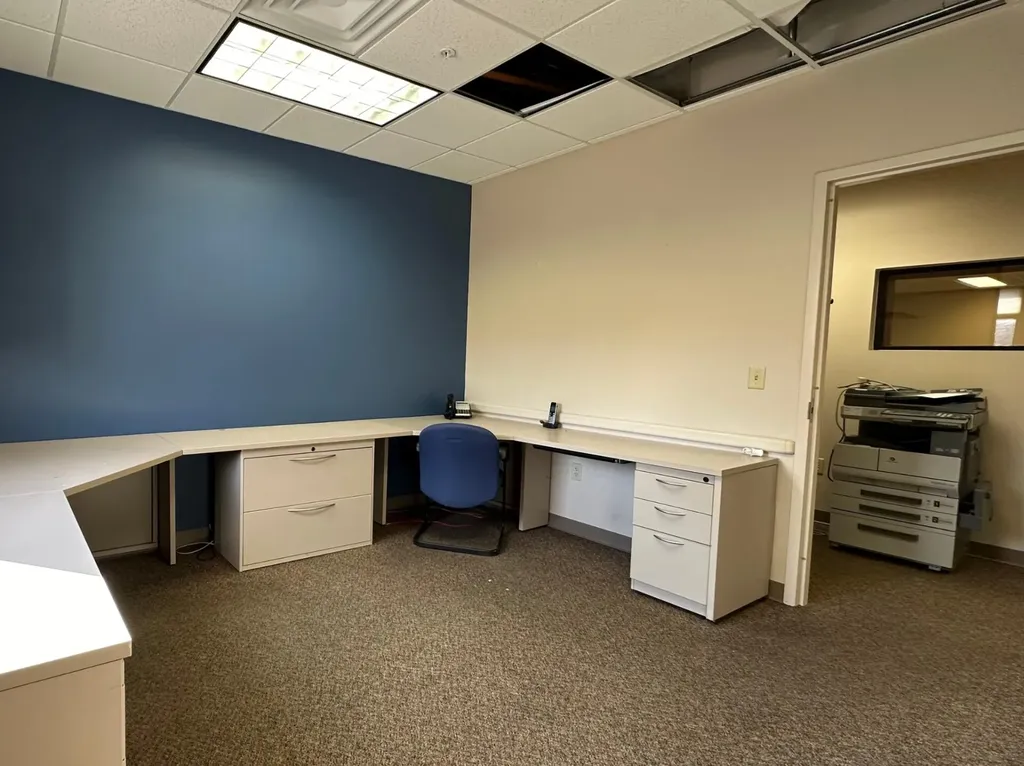 1206 E Crosstown Parkway Kalamazoo City MI 49001