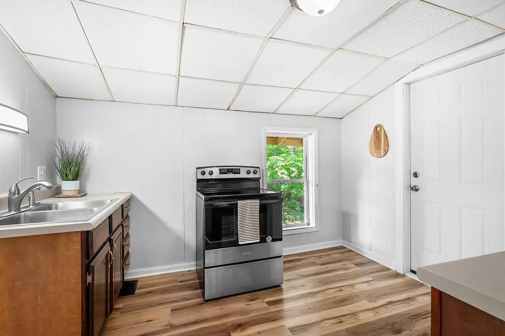 105 N George Street Decatur Village MI 49045