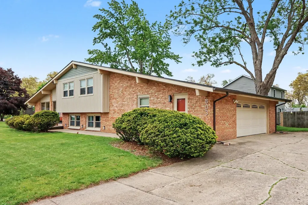 803 Woodheath Avenue Portage City MI 49024
