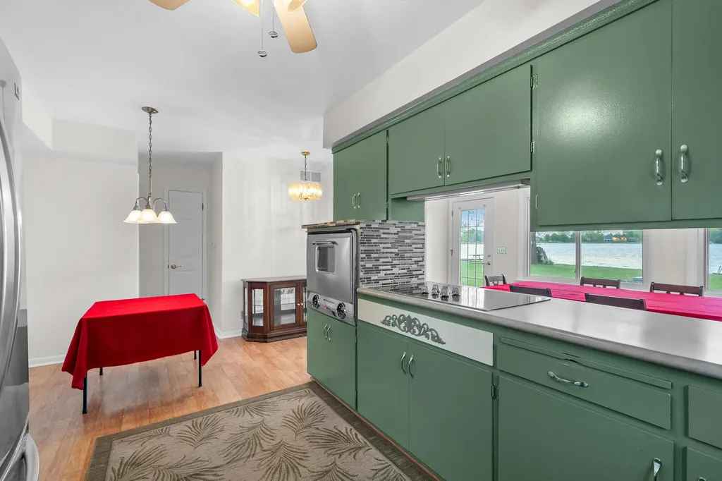 8239 W Long Lake Drive Pavilion Township MI 49048