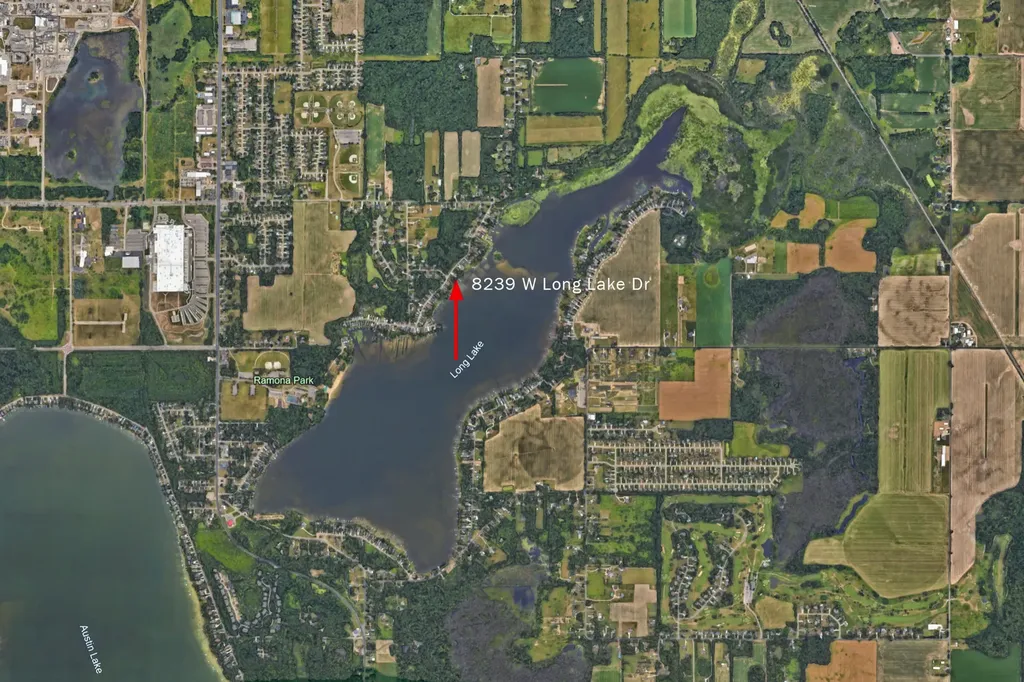 8239 W Long Lake Drive Pavilion Township MI 49048