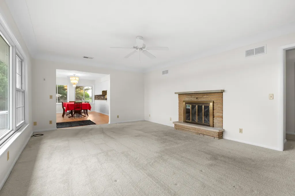 8239 W Long Lake Drive Pavilion Township MI 49048