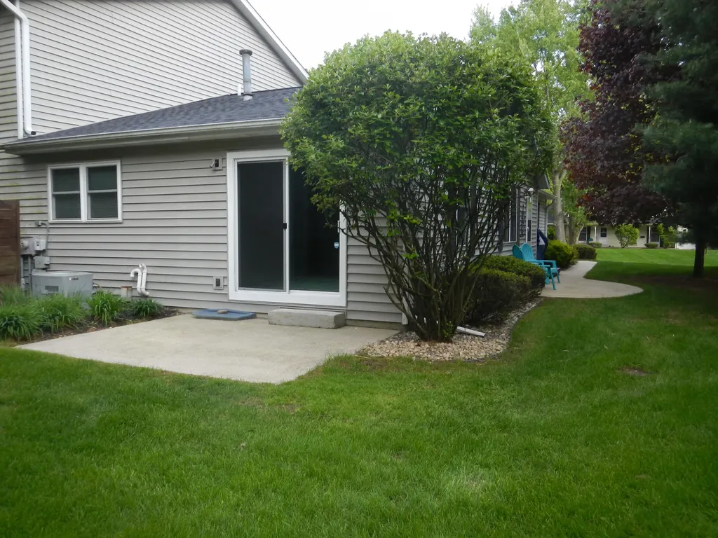 10159 S Pheasant Run Portage City MI 49024