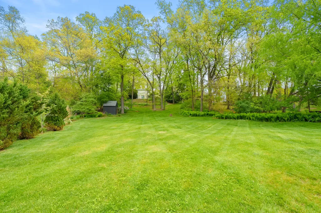120 Shadywood Lane Battle Creek City MI 49015