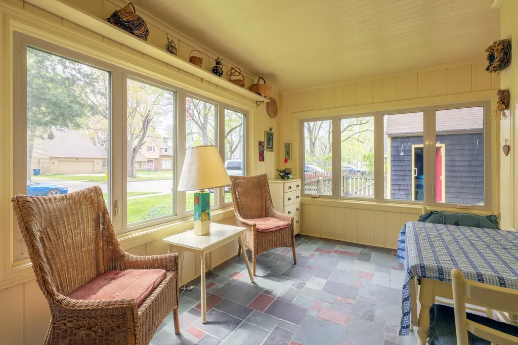 3830 Ferndale Avenue Kalamazoo City MI 49001