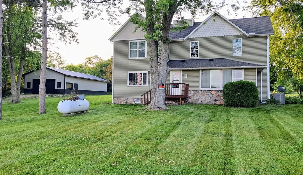 32272 88th Avenue Porter Township MI 49065