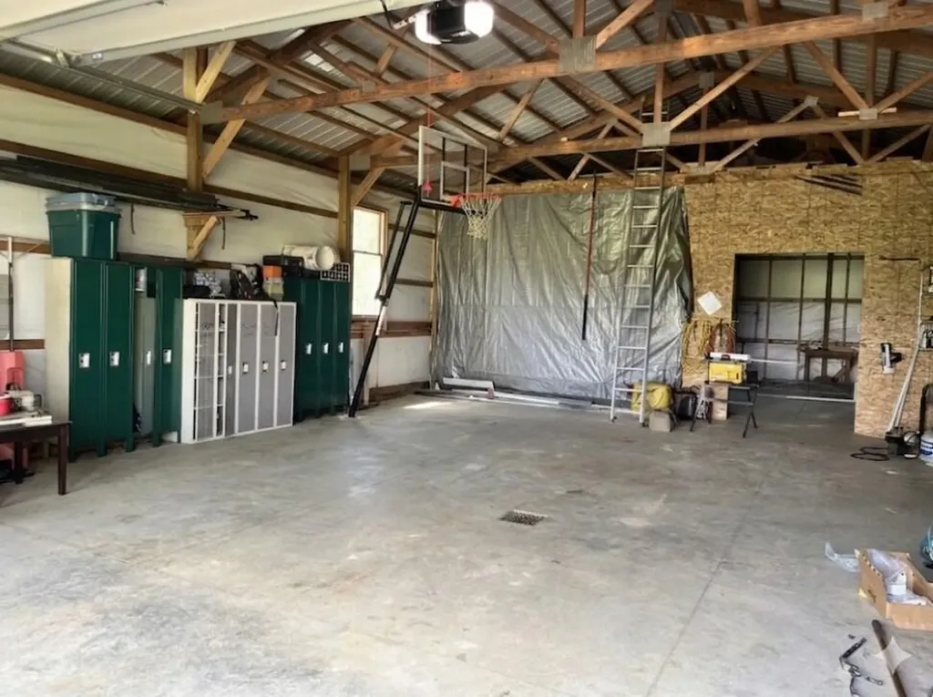 32272 88th Avenue Porter Township MI 49065