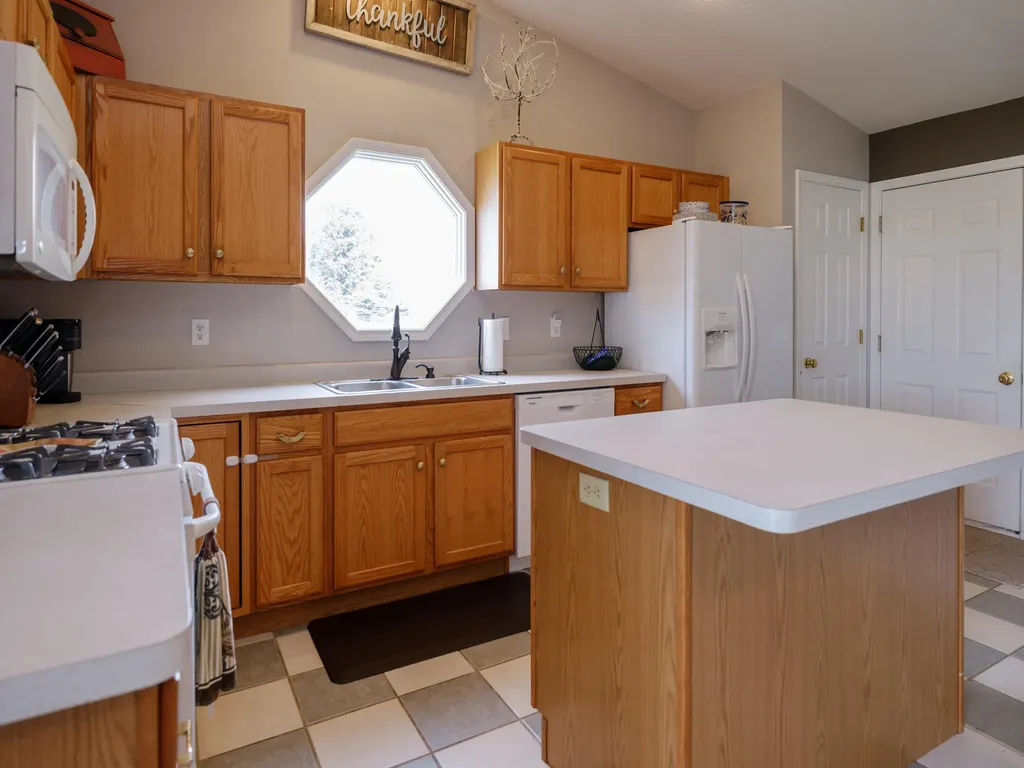 53322 Rolling Meadow Boulevard Antwerp Township MI 49079