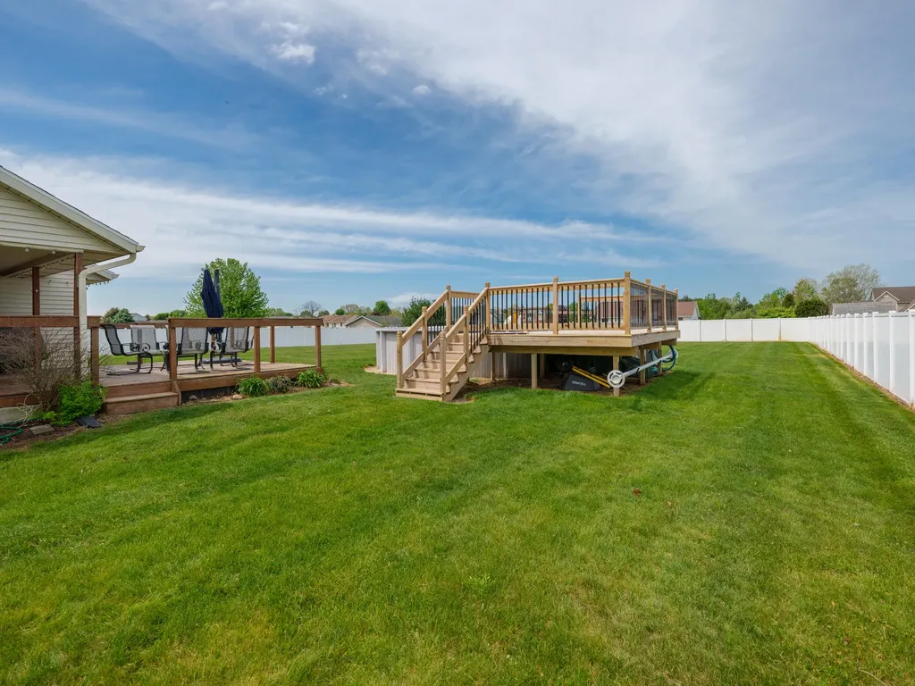53322 Rolling Meadow Boulevard Antwerp Township MI 49079