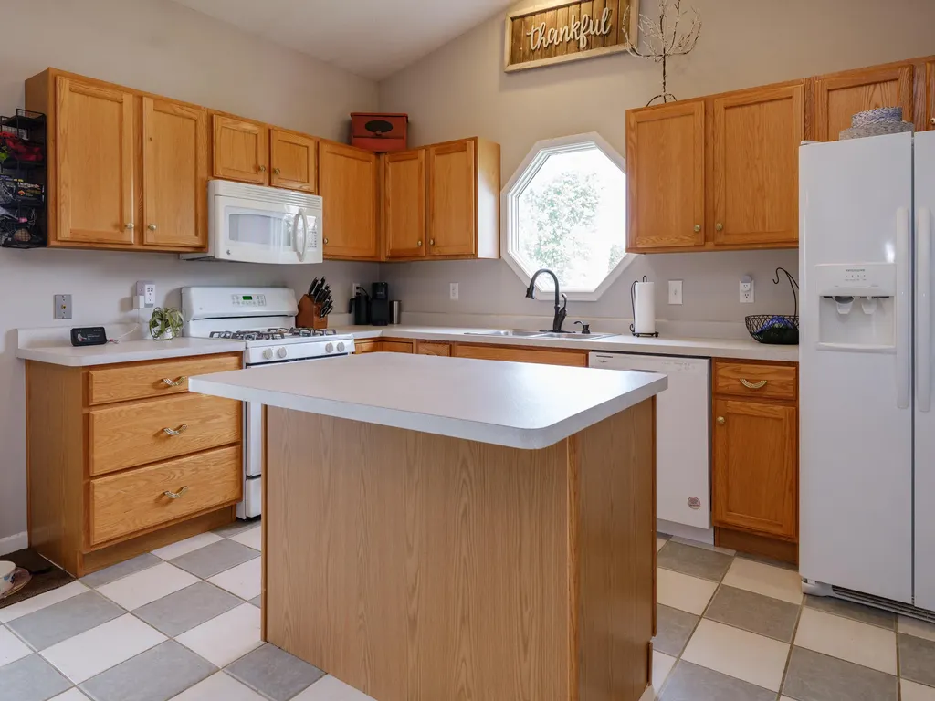 53322 Rolling Meadow Boulevard Antwerp Township MI 49079