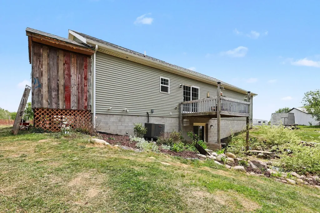 2404 Froede Road Wells Township MI 48723