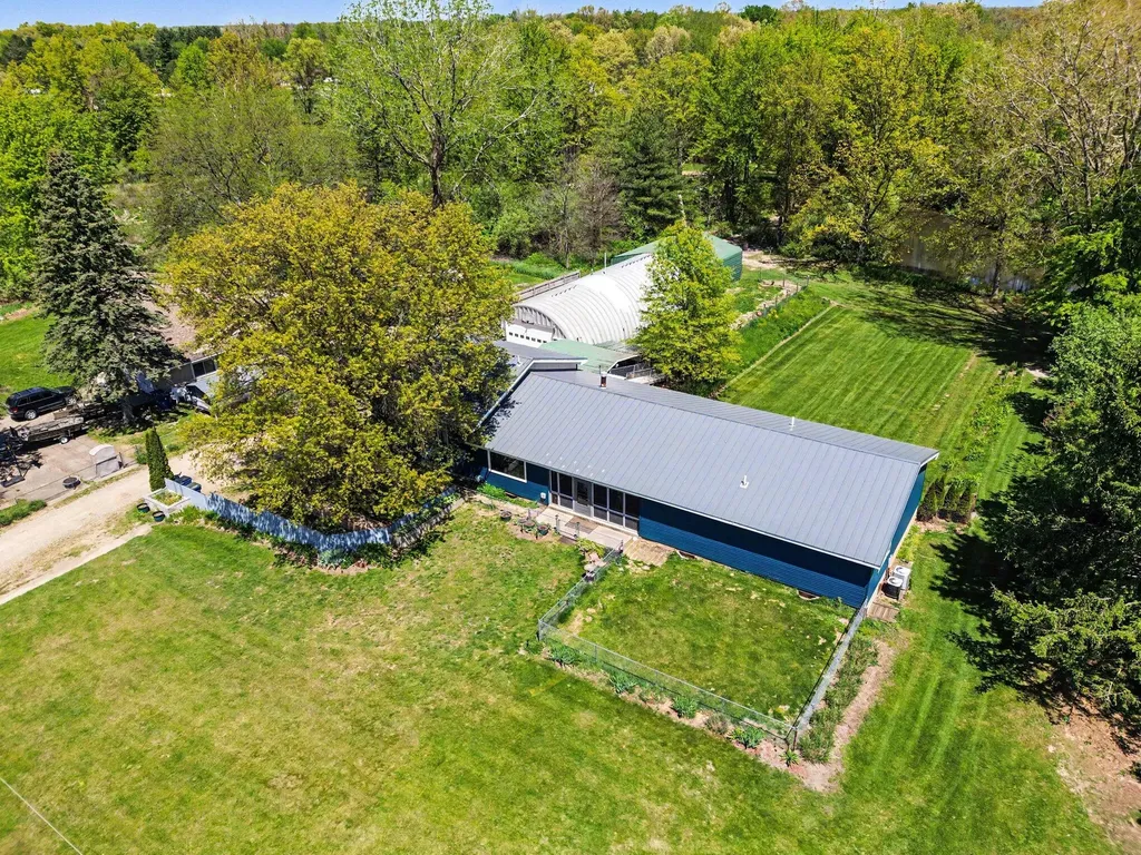 10165 S 29th Street Pavilion Township MI 49088