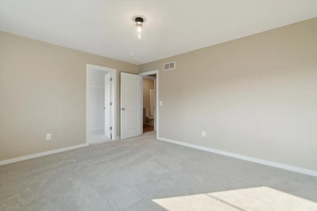 4157 Corvo Trace Kalamazoo Charter Township MI 49006