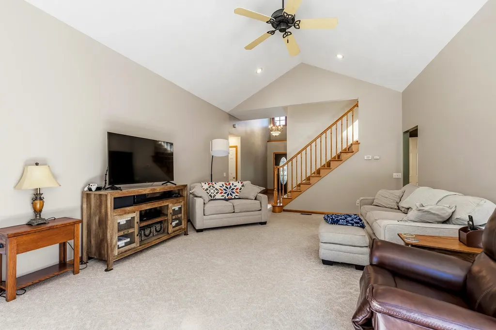 27514 Rolling Pines Court Antwerp Township MI 49065