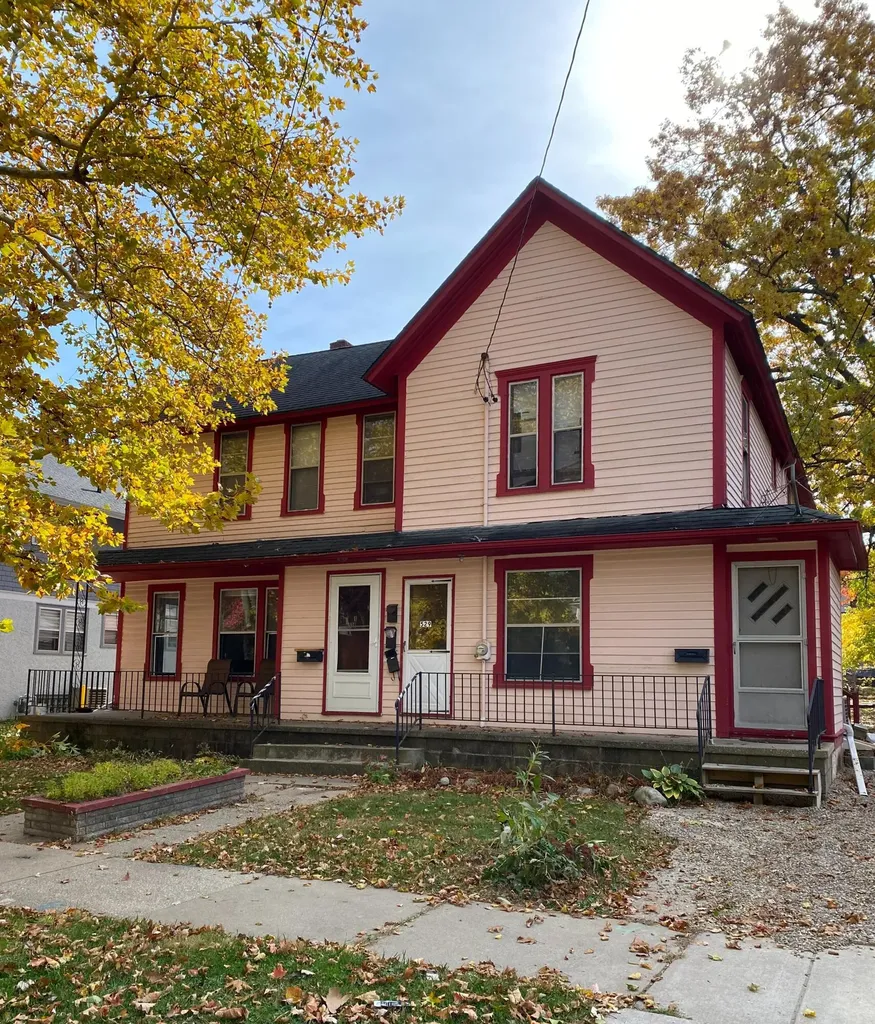 529 Wheaton Avenue Kalamazoo City MI 49008