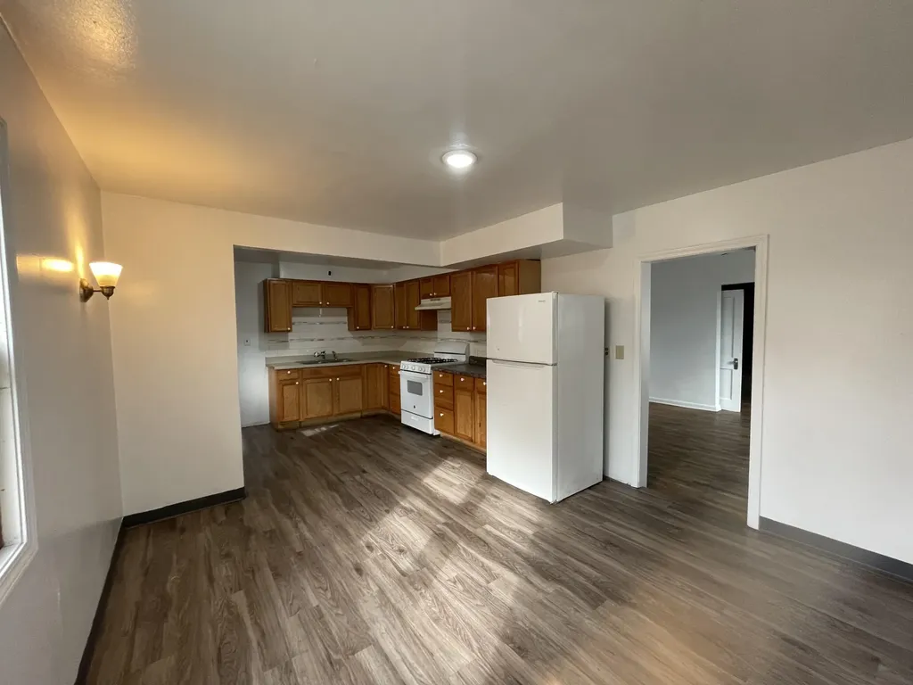 529 Wheaton Avenue Kalamazoo City MI 49008