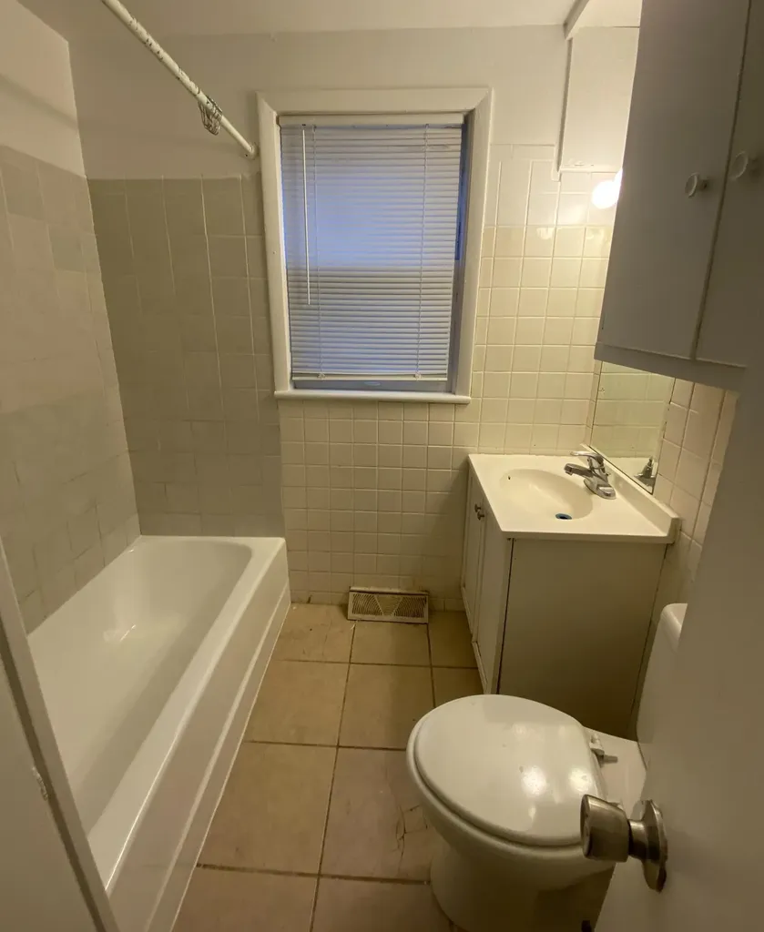 529 Wheaton Avenue Kalamazoo City MI 49008