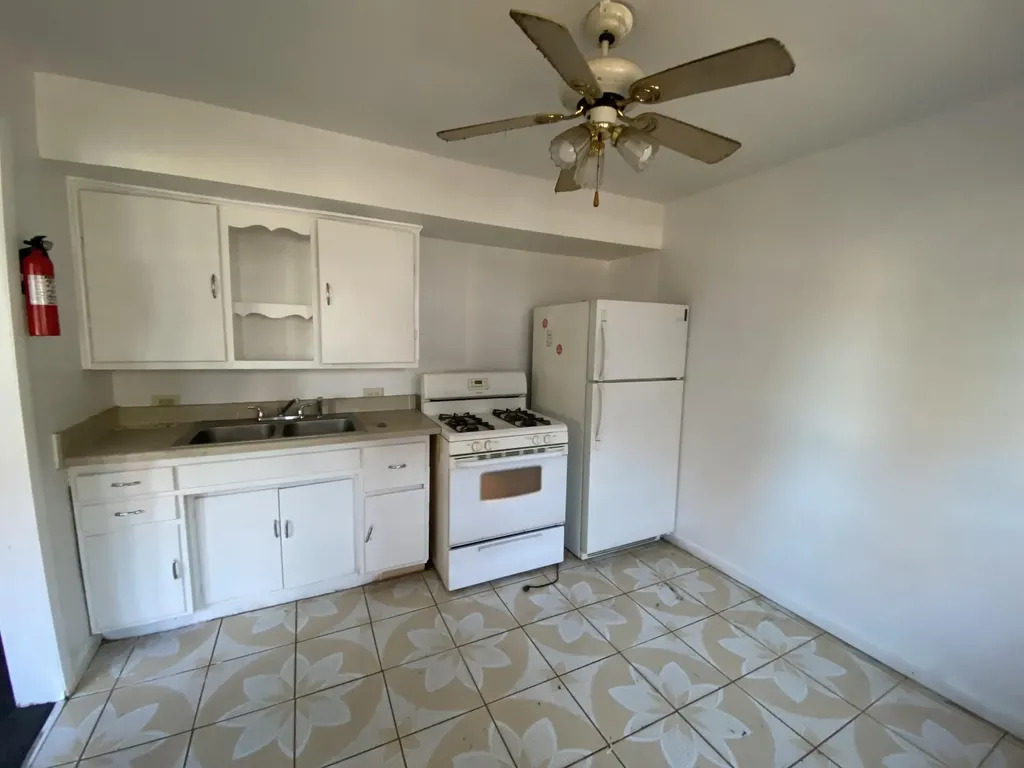 529 Wheaton Avenue Kalamazoo City MI 49008